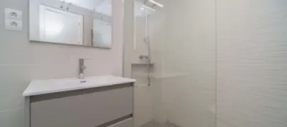 3 bedrooms Apartment in Majadahonda, Spain No. 153792 9