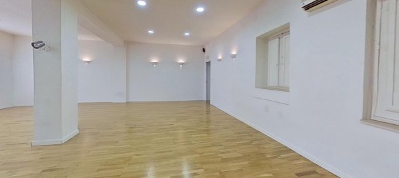4 bedrooms Apartment in Granada, Spain No. 155697 16