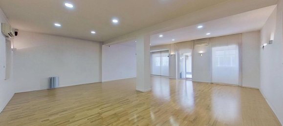 4 bedrooms Apartment in Granada, Spain No. 155697 4