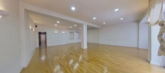 4 bedrooms Apartment in Granada, Spain No. 155697 9