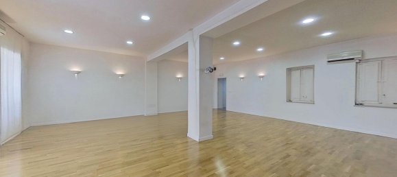 4 bedrooms Apartment in Granada, Spain No. 155697 6