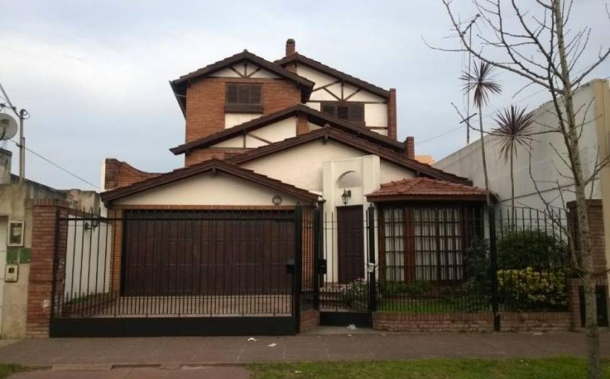 3 Schlafzimmer Haus in Lomas de Zamora, Argentina, Nr. 8949