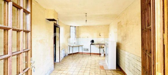 3 bedrooms House in Puy-de-Dome, France No. 321391 2