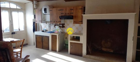 3 chambres Maison à Murat, France No. 286381 5