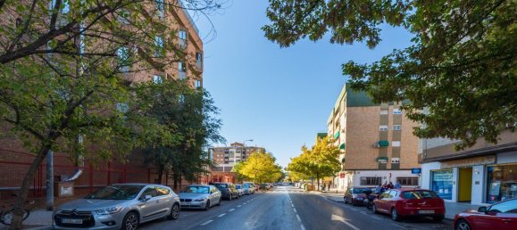 45m² Commercial property in Granada, Spain No. 166662 13