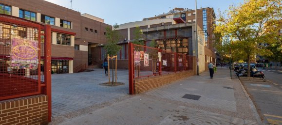 45m² Commercial property in Granada, Spain No. 166662 16
