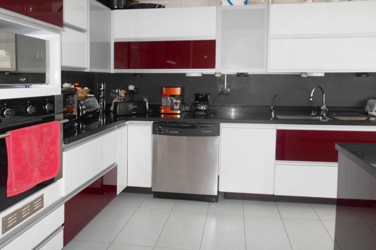 3 Schlafzimmer Haus in Bogota, Colombia, Nr. 10849