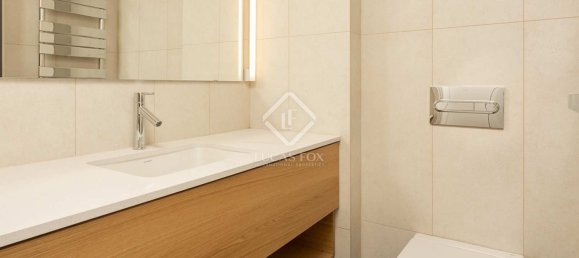 2 chambres Appartement à Eixample, Spain No. 127783 21