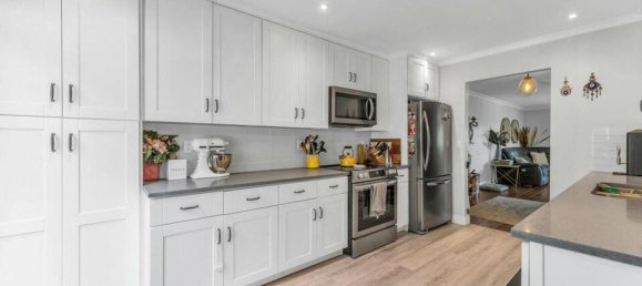 3 Schlafzimmer Haus in British Columbia, Canada, Nr. 1118 12