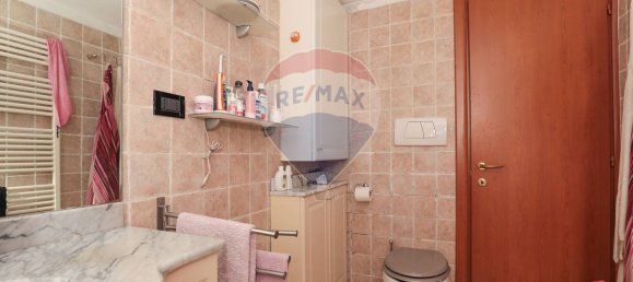 5-salle Appartement à Genoa, Italy No. 70043 22