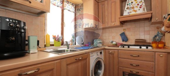 5-salle Appartement à Genoa, Italy No. 70043 13