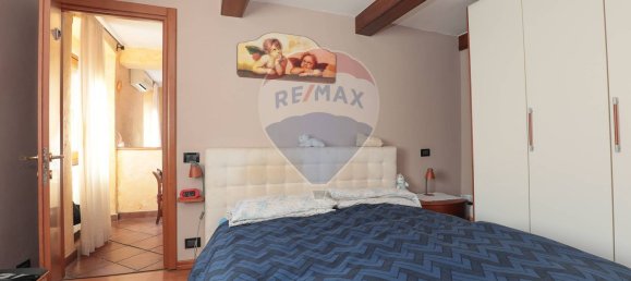 5-salle Appartement à Genoa, Italy No. 70043 19