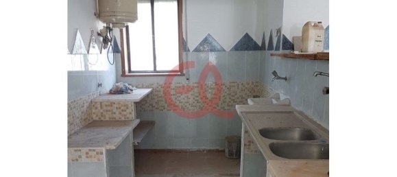 148m² Commercial property in Darque, Portugal No. 66826 4