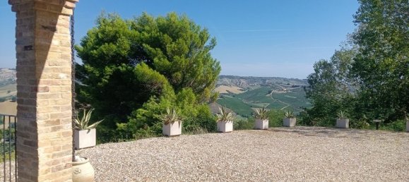 Вилла с 2 спальнями в Читта Сант Анджело, Италия № 329479 17