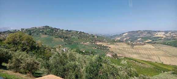 Вилла с 2 спальнями в Читта Сант Анджело, Италия № 329479 18