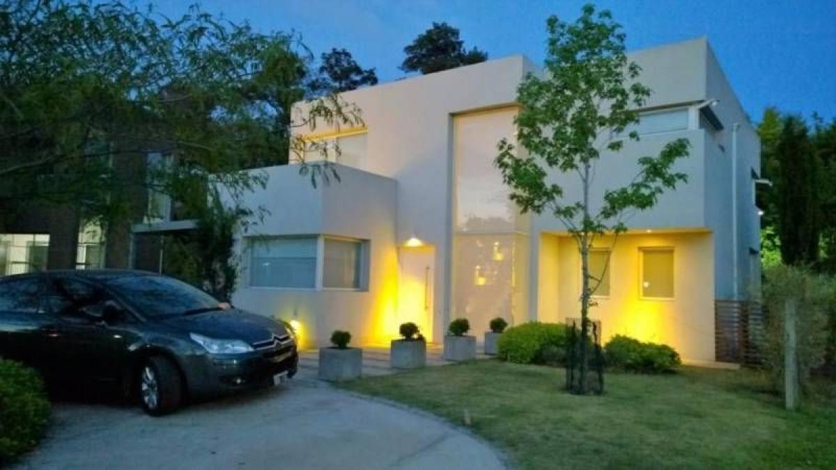 Casa T3 em Pilar, Argentina N.º 95450