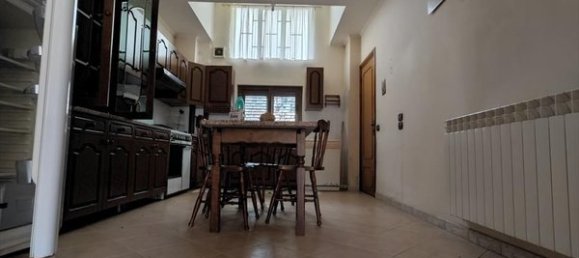 2-salle Appartement à Cittanova, Italy No. 16738 7
