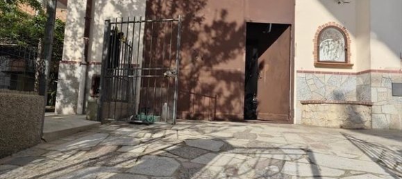 2-salle Appartement à Cittanova, Italy No. 16738 13