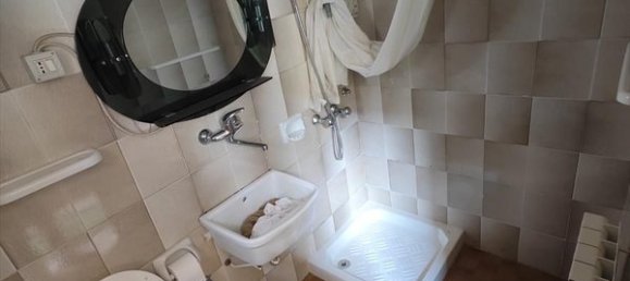 2-salle Appartement à Cittanova, Italy No. 16738 9