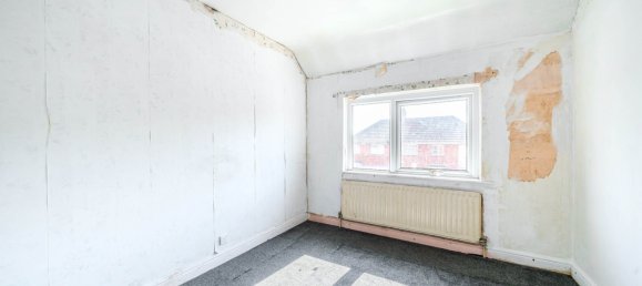 House in Bristol, United Kingdom No. 2151 12