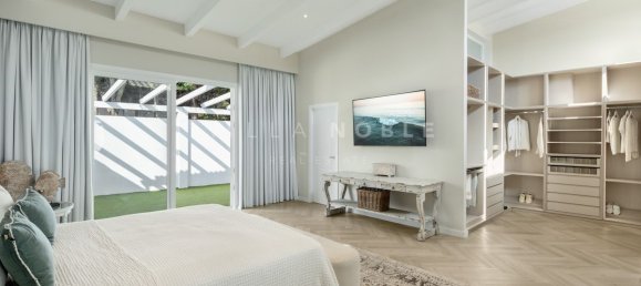 4 غرف نوم فيلا في Estepona, Spain رقم 49076 11