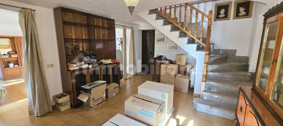 Вилла с 3 спальнями в Кивассо, Италия № 192134 11