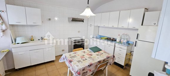 Вилла с 3 спальнями в Кивассо, Италия № 192134 20