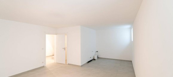 Casa de 7 divisões em Gerasdorf bei Wien, Austria N.º 196302 11