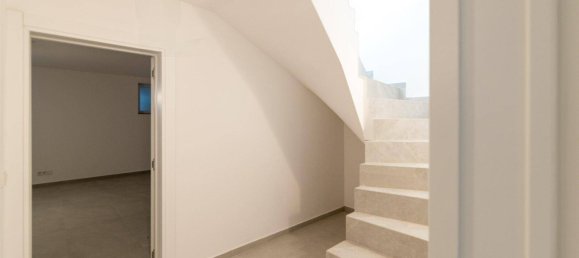 Casa de 7 divisões em Gerasdorf bei Wien, Austria N.º 196302 24