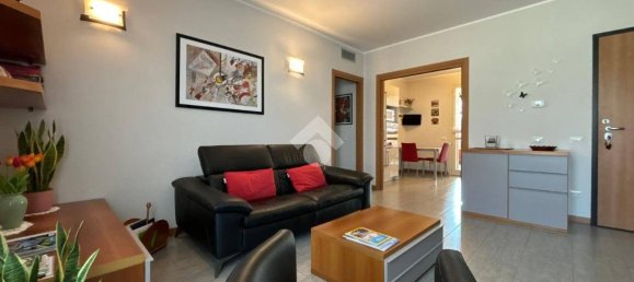 2 bedrooms Apartment in Rivolta d'Adda, Italy No. 266913 4