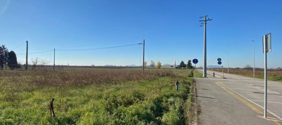 750m² Land in Ponte San Nicolò, Italy No. 274968 6