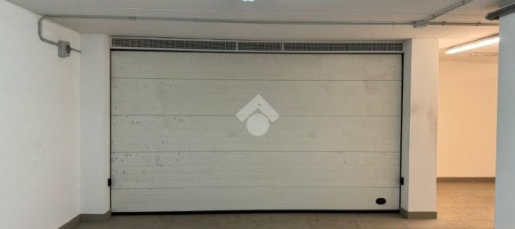 Garage in Brindisi, Italy 34m², Nr. 161605 3