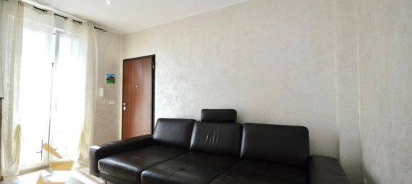 2 bedrooms Apartment in Turin, Italy No. 349918 7