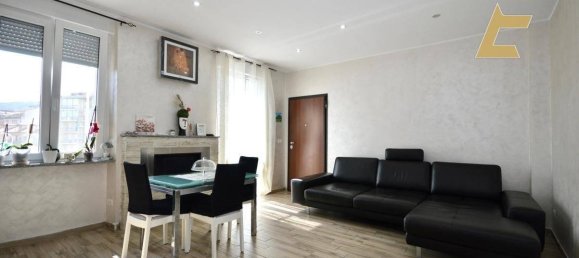 2 bedrooms Apartment in Turin, Italy No. 349918 6