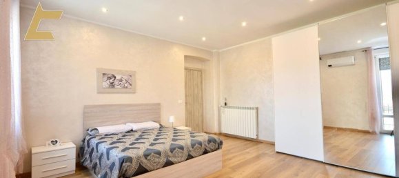 2 bedrooms Apartment in Turin, Italy No. 349918 21