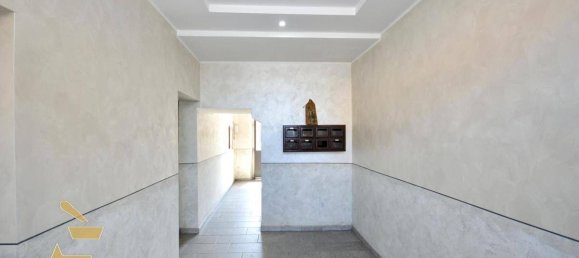 2 bedrooms Apartment in Turin, Italy No. 349918 30