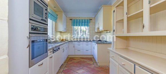 4 bedrooms House in Quarteira, Portugal No. 172113 10