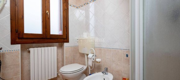 2 bedrooms Apartment in Montese, Italy No. 67925 10