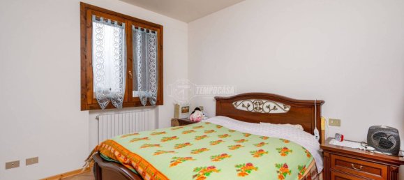 2 bedrooms Apartment in Montese, Italy No. 67925 8