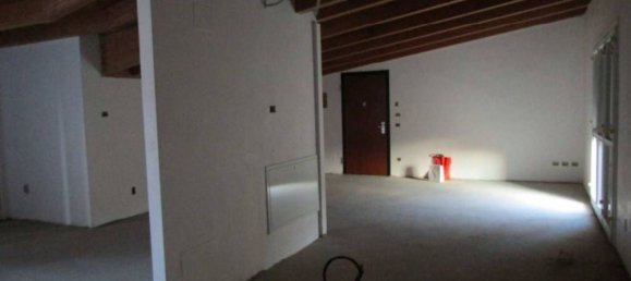 Пентхаус с 1 спальней в Безана ин Брианца, Италия № 373802 7