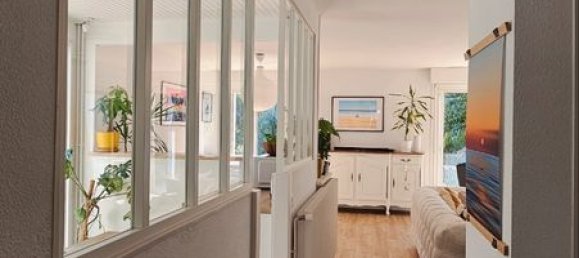 3 bedrooms House in Cenon, France No. 317372 12