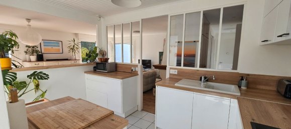 3 bedrooms House in Cenon, France No. 317372 2