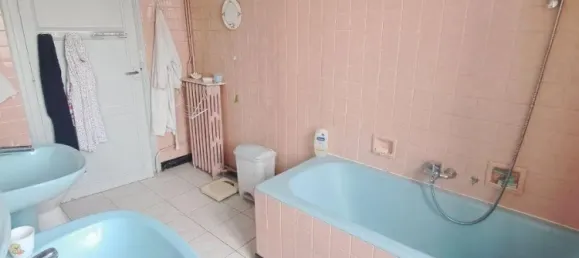 Casa de 4 dormitorios en Le Mans, France No. 354826 6