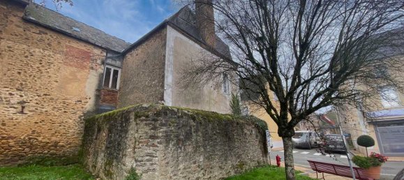 Casa de 3 dormitorios en Sille-le-Guillaume, France No. 198439 5