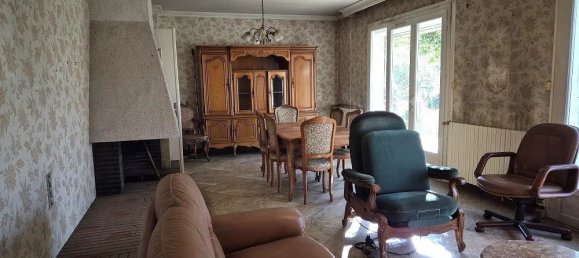 2 chambres Maison à Corbeilles, France No. 222779 3