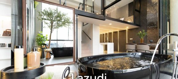 3 Schlafzimmer Doppelhaus in Bangkok, Thailand, Nr. 17942 2