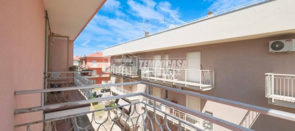 2 bedrooms Apartment in Misano Adriatico, Italy No. 304079 7