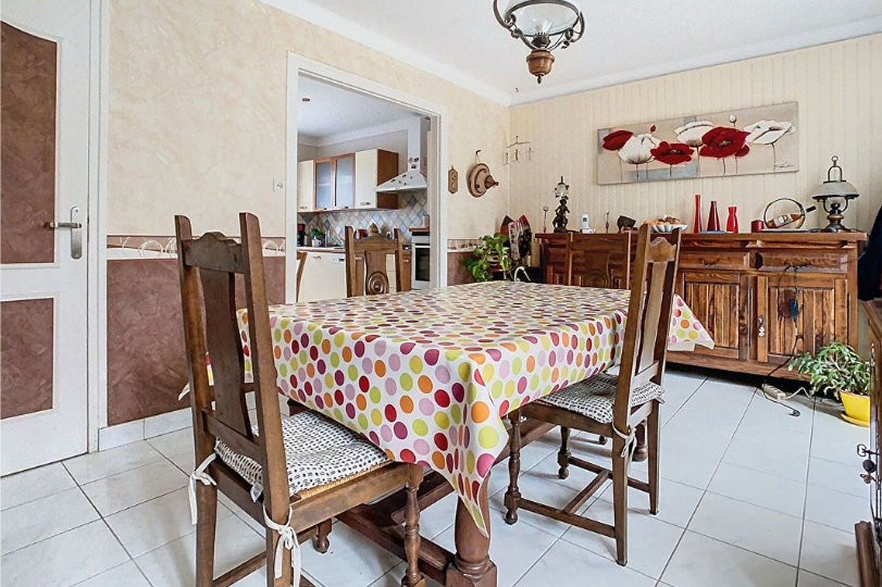 3 غرف نوم منزل في Dijon, France رقم 276071