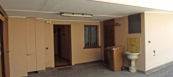 4 rooms Villa in Cologno Monzese, Italy No. 150079 7