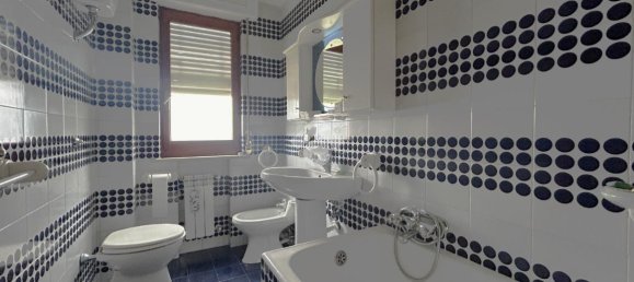 5-salle Appartement à Catanzaro, Italy No. 132810 10